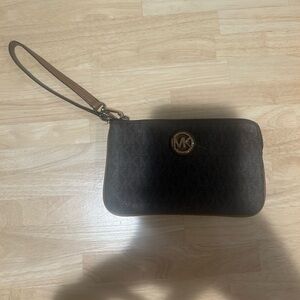 Michael Kors wristlet